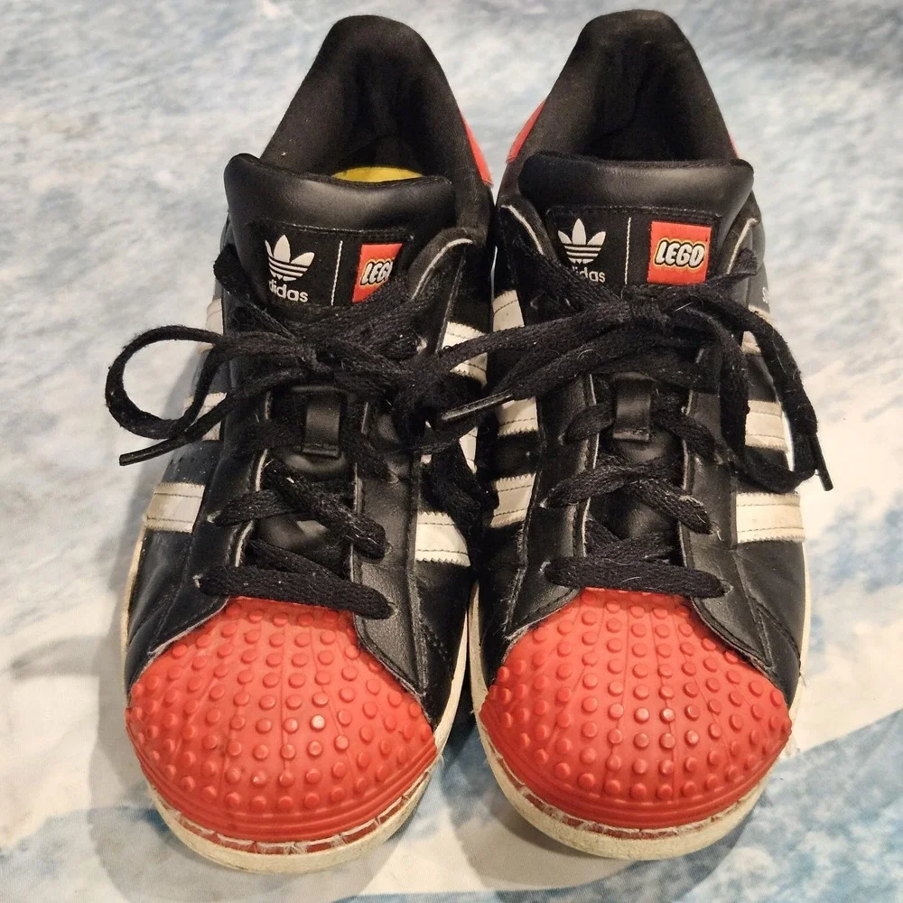 Adidas x LEGO Superstar Kids Size 6.5 Black Red Sneaker Shoes FY8430